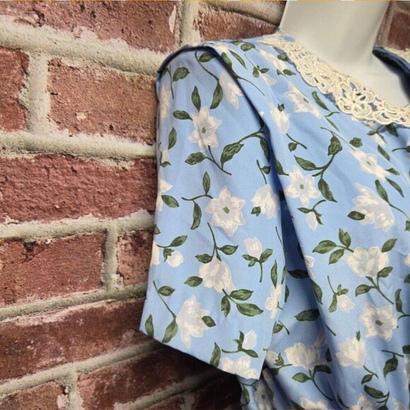 Vintage 70s Women's LESLIE FAYE Short Sleeves Floral Pleated Midi Dress 12P - Picture 3 of 7